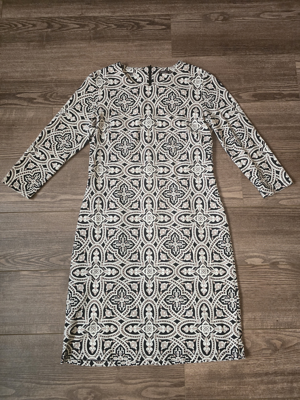 J McLaughlin Dress Womens M Tan Black Medallion Catalina Cloth Luxe 3/4 Sleeve